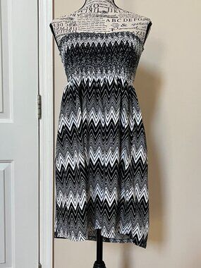 Strapless Black & White Tube Dress, Size S